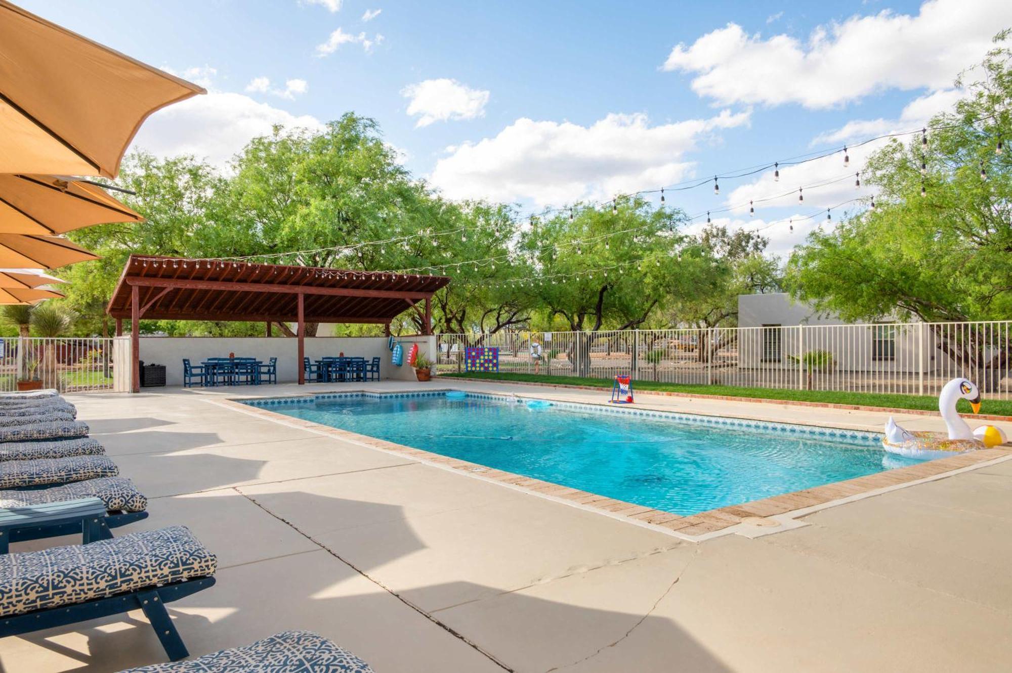 Holiday home Pool & Pickleball At Hidden Gem, Solana #4 Tucson